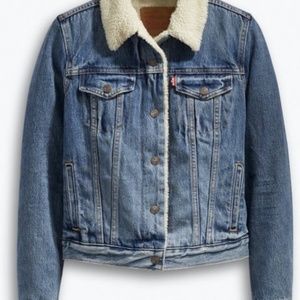 Levi's Sherpa Trucker Denim Jacket Size S